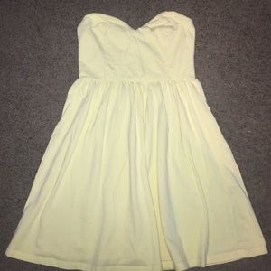 This is a Forever 21 dress.
