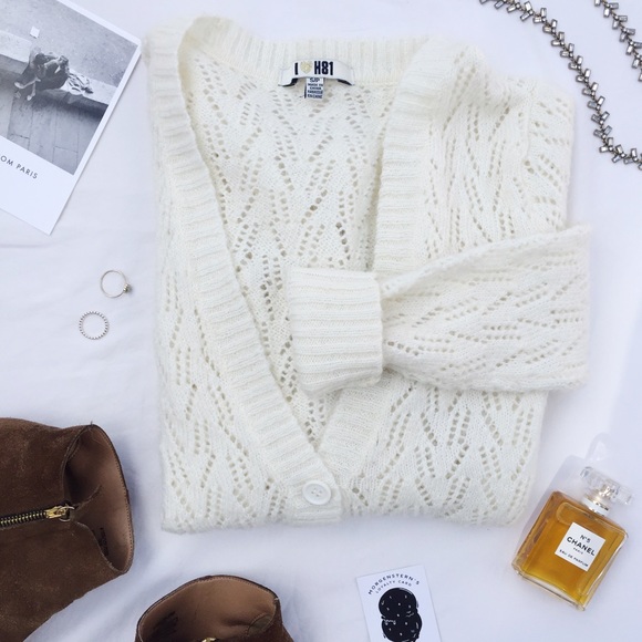 Heritage 1981 Sweaters - ⭐️HP | Cream cardigan