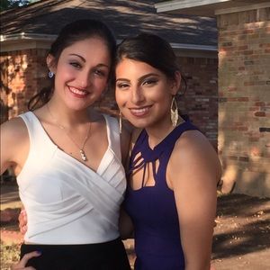 Meet your Posher, Laurel