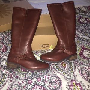 ☃☃UGG W Dahlen☃☃