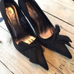 Romantic Soles evening pumps