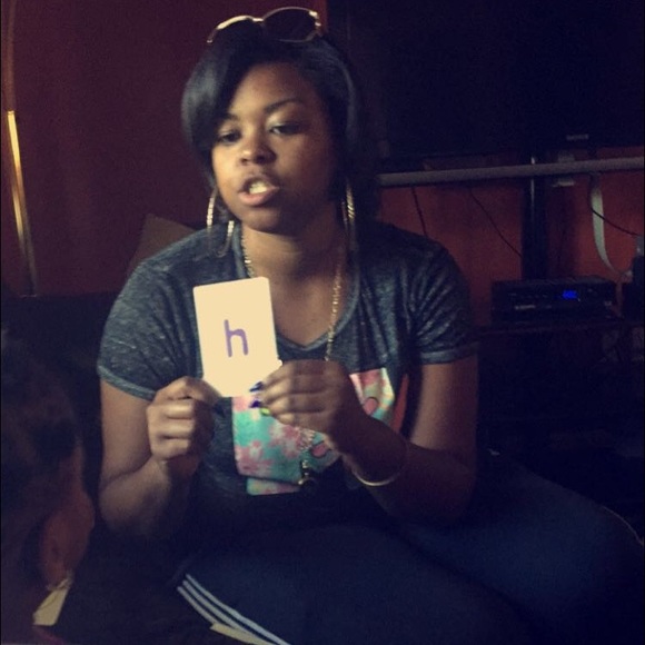 Meet Your Posher !!! 😎🙋🏾💋 - Picture 4 of 4