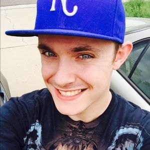 Meet your Posher, Blake