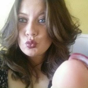 Meet your Posher, Cassie