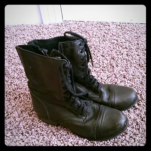 Steve Madden Troopa Boots