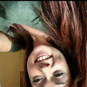 Meet your Posher, Marissa