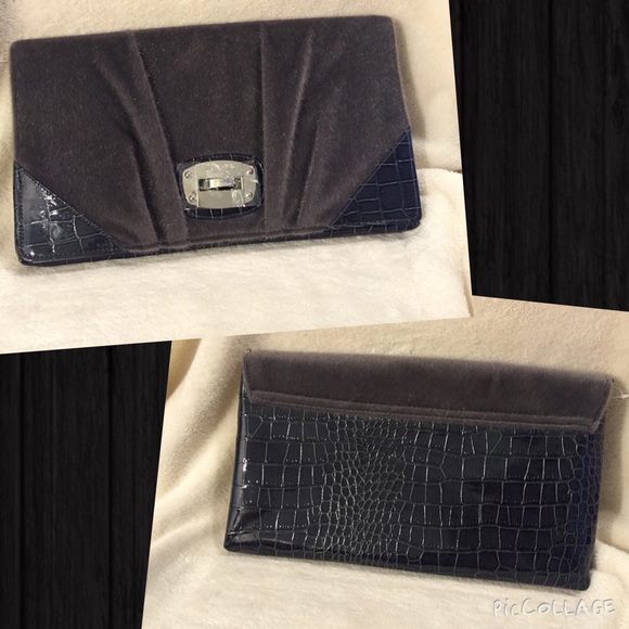 ✨CHIC✨AVAIL. Grey/gray fur & croc large clutch NIB - Picture 2 of 4