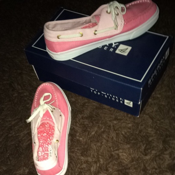 NEW SPERRYS SIZE 8