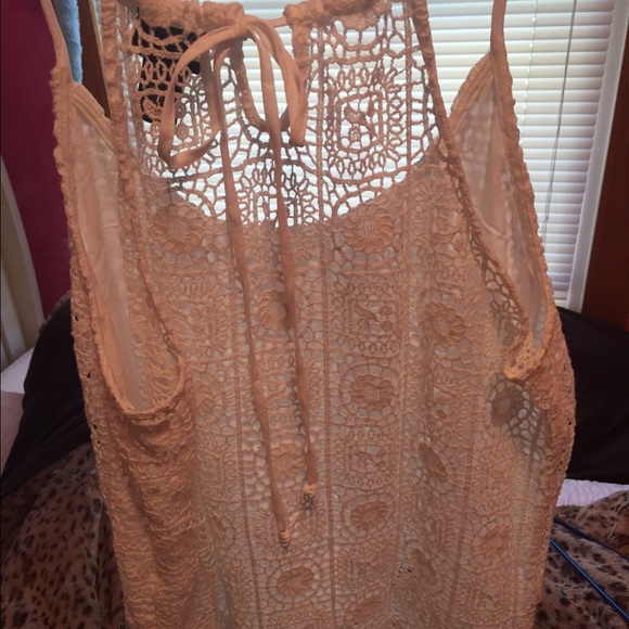 White lace tank top - Picture 2 of 2
