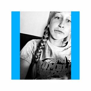 Meet your Posher, Cassie