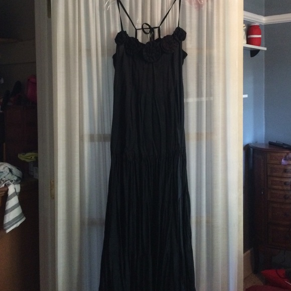 Black night out maxi