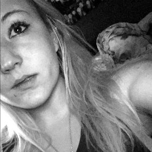 Meet your Posher, Melanie