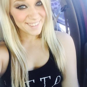 Meet your Posher, Baylee