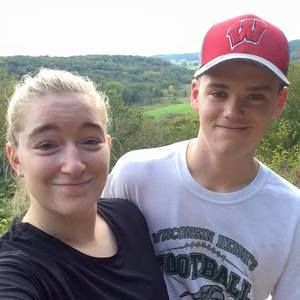 Meet your Posher, Holly