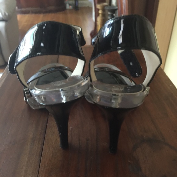 Shoes - Picture 2 of 3