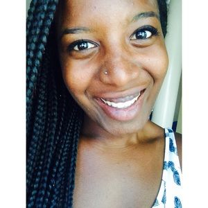 Meet your Posher, Kayla