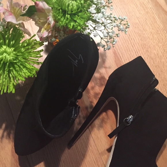 Black Suede 💖 Giuseppe Zanotti suede killerbootis - Picture 2 of 4