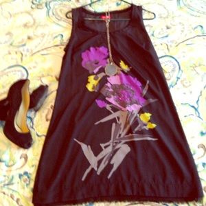 Elle size M shift dress