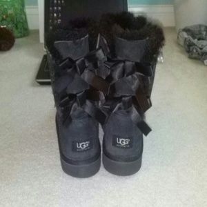 Bailey bow uggs