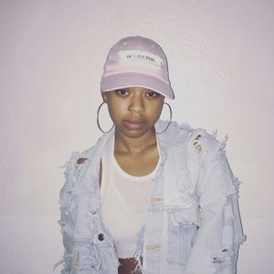 Meet your Posher, Asia