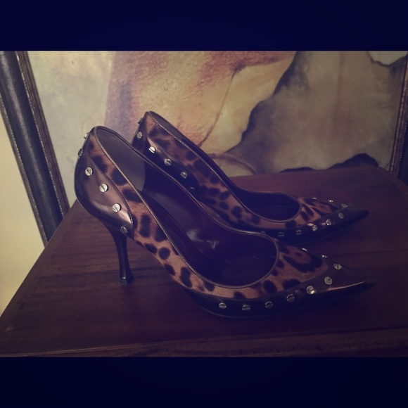 Designer shies - Picture 1 of 4