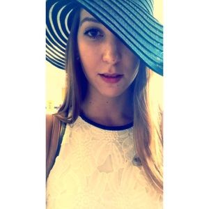 Meet your Posher, Samantha