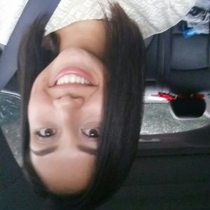 Meet your Posher, Joni