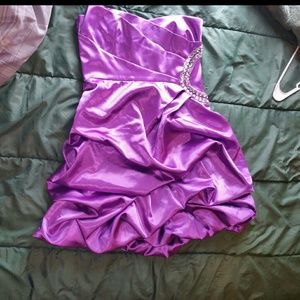 Strapless formal dress