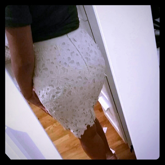 White Eyelet pencil skirt (floral lace)