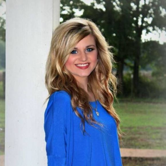 Meet your Posher, Paige - Picture 1 of 1