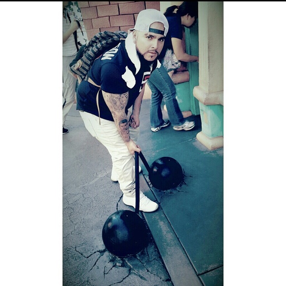 Jordan retro Anniversary 11s - Picture 2 of 3