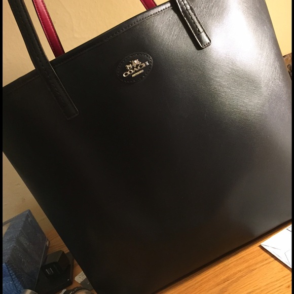 Coach 32701 Metro Leather Tote Black GENTLY USED