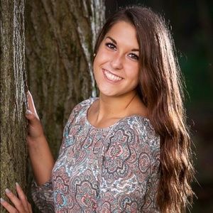 Meet your Posher, Alena