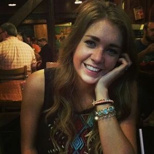 Meet your Posher, Megan