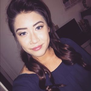 Meet your Posher, Janeth