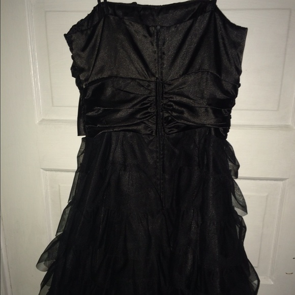 Homecoming dress - Picture 2 of 2