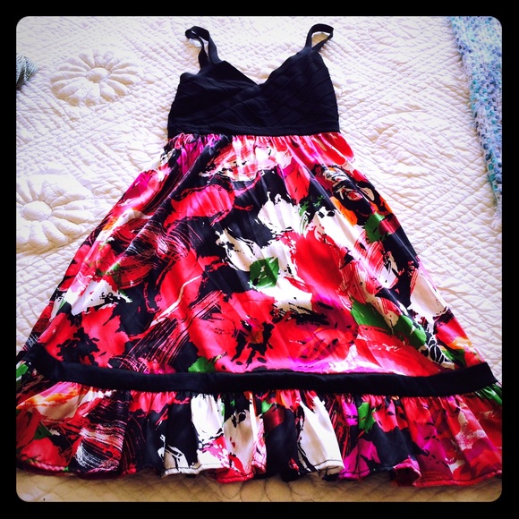 Bebe dress