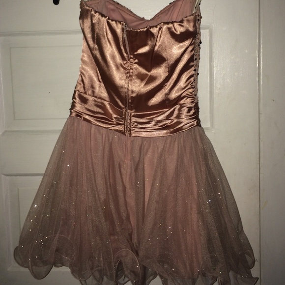 Homecoming dress - Picture 2 of 2