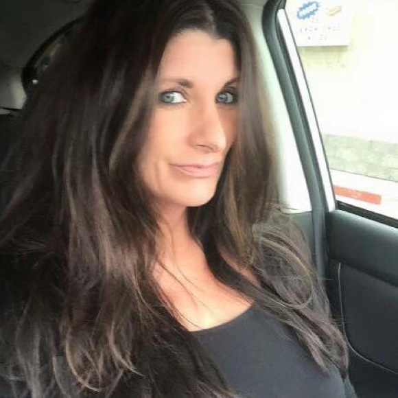 Meet your Posher Gypsum Pearle - Picture 3 of 10