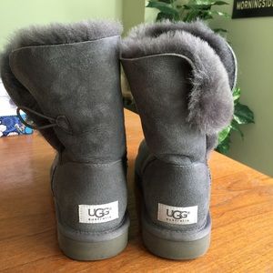 Like New Authentic Uggs Size 8
