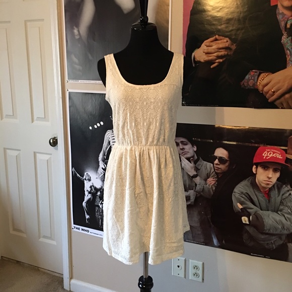Lacey white Mossimo dress!