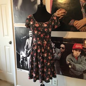 Mossimo Floral 90s skater dress!