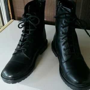 Kohls Mudd "Monti" black leather boots