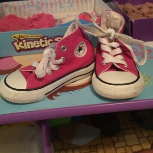 Size 5 converse