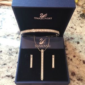 Swarvorski Crystal Jewelry Set