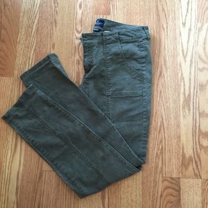 ⚡️final price⚡️American eagle green skinny pants