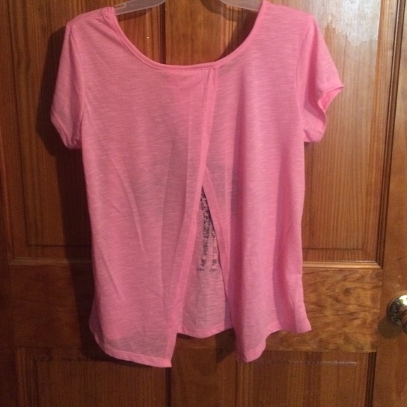 Pink tshirt - Picture 2 of 2