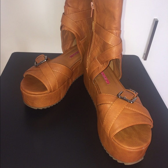 SOLD In Bundle 📢📢 - Picture 2 of 3