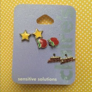 Claire's earrings