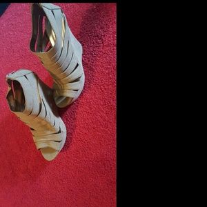 Tan wedges size 8